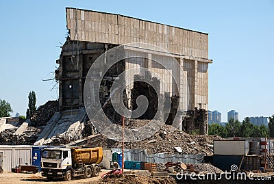Moscow, Russia - 06.19.2021: old falling building - demolition and deconstruction work Editorial Stock Photo
