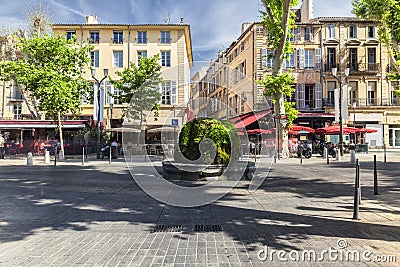 Mossy fountain on the Cours Mirabeau in Aix en Provence Stock Photo