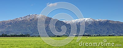 Mount Taylor and Mount Hutt scenery in south New Zealand Stock Photo