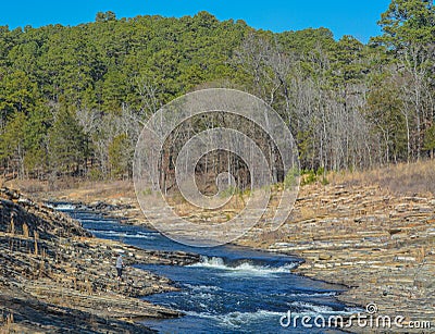 Mountain Fork River winding through Beavers Bend State Park in Broken Bow, Oklahoma Stock Photo