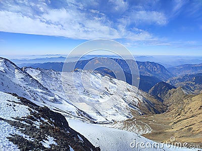 Mountains covered with snow in Rupkund treck Stock Photo