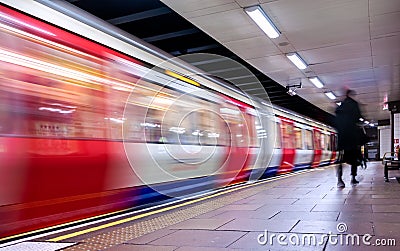 Moving train, motion blurred, London Underground - Immagine Stock Photo