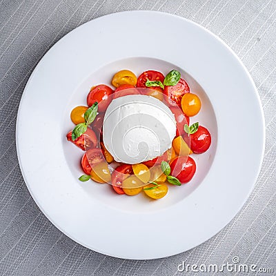 Mozzarella con pomodorini gialli e rossi healthy food Stock Photo