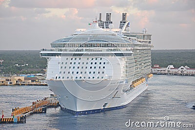 MS Allure of the Seas in Cozumel, Mexico Editorial Stock Photo