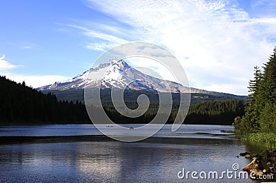 Mt. Hood & Trillium lake Oregon. Stock Photo