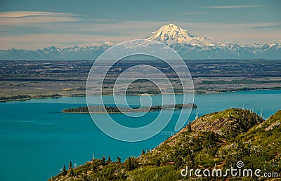 Mt. Redoubt viewpoint from Skilak lake in Kenai Peninsula, Alaska Stock Photo