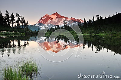 Mt shuksan and picture lake at sunset Stock Photo