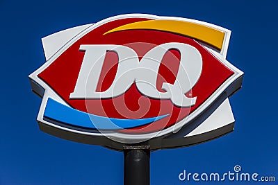 Muncie - Circa March 2017: Dairy Queen Retail Fast Food Location. DQ is a Subsidiary of Berkshire Hathaway VI Editorial Stock Photo