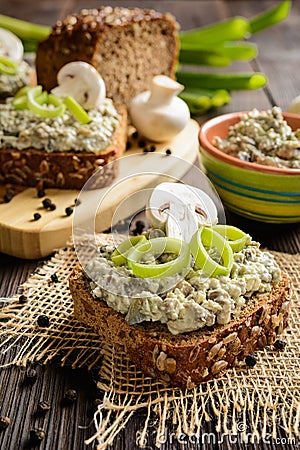 Mushroom spread with Roquefort cheese and leek Stock Photo