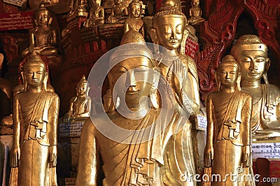 Myanmar, Pindaya: 8000 buddha's cave Stock Photo