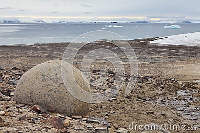 Mysterious boulders and pebbles of Champ Island Stock Photo