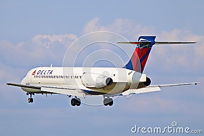 N925AT Delta Air Lines Boeing 717-200 Editorial Stock Photo