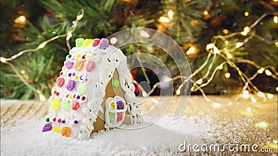 Naadloze loopable sneeuw op Peperkoekhuis met Kerstboomachtergrond Het concept van de vakantie Cinemagraph stock footage Naadloze loopable sneeuw op Peperkoekhuis met Kerstboomachtergrond Het concept van de vakantie Cinemagraph stock footage