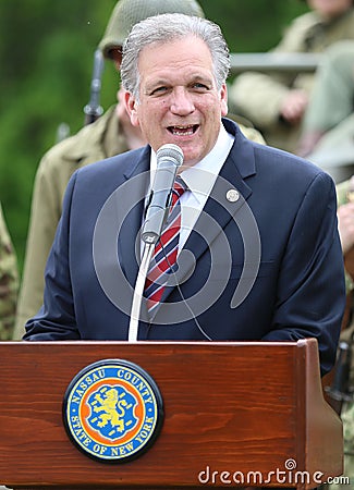 Nassau county executive Ed Mangano addresses World War II Encampment participants in Old Bethpage, NY Editorial Stock Photo