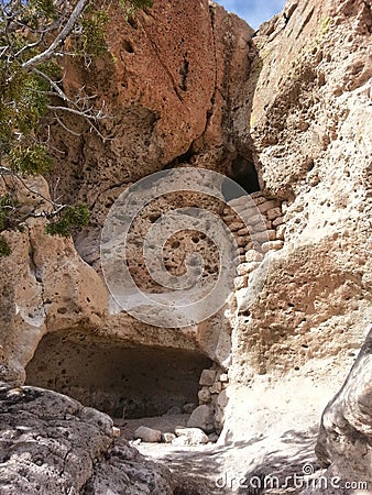 Native American dwellings Tsankawe New Mexico Stock Photo