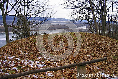 Effigy Mounds National Monument, Native Burial Mound at Twin View Overlook above the Mississippi River, Iowa Stock Photo