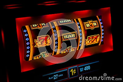 777 slot machines, deceptive winnings Editorial Stock Photo