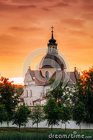 Nesvizh, Minsk Region, Belarus. Corpus Christi Church In Summer Stock Photo