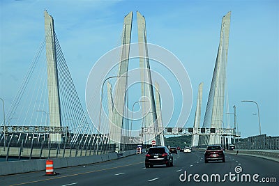 New Cuomo bridge with few vehicles Editorial Stock Photo