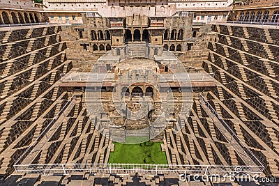 Between New Delhi and Pakistan, a desertic region famous of its castles, its colorful people, and the sophisticated stepwells Stock Photo