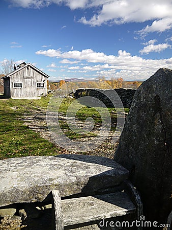 New England: maple sugar shack in autumn fall v Stock Photo