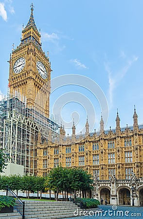 New Palace Yard, Big Ben, and the Elizabeth Tower, Houses of Parliament, London, UK. Stock Photo