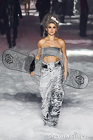 Georgia Fowler walks the runway at the Philipp Plein fashion show Editorial Stock Photo