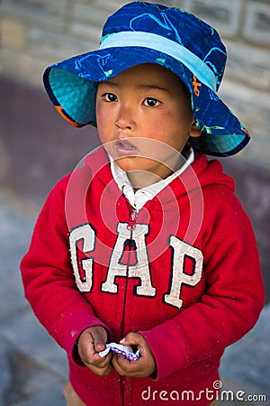 Ngawal, Nepal - 24th of April, 2015 - unidentified nepalese girl in Nepal, Annapurna circuit trek Editorial Stock Photo