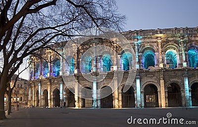 By night NÃimes (Nimes) roman Arena, France, Europe Stock Photo