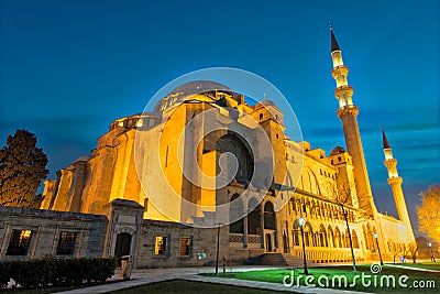 Night shot of Suleymaniye Mosque, an an Ottoman imperial mosque located on the Third Hill of Istanbul, Turkey, and the second larg Stock Photo