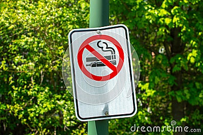 No smoking and vaping sign in the public park Stock Photo