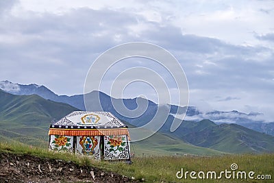 Nomadic tent near Qilian, Qinghai, China Stock Photo