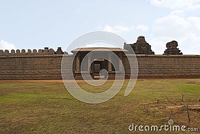 The Northern entrance and and the outer walls, Hazara Rama Temple. Royal Center or Royal Enclosure. Hampi, Karnataka Stock Photo