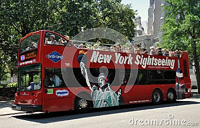 NYC: Gray Line Sightseeing Bus Editorial Stock Photo