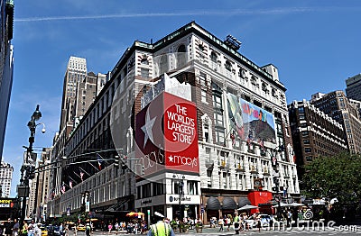 NYC: Macy's Department Store Editorial Stock Photo