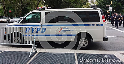 NYPD Vehicle and Police Officers, NYC, NY, USA Editorial Stock Photo