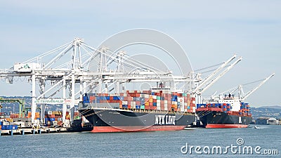 Cargo Ships NYK AQUARIUS and APL KOREA loading at the Port of Oakland Editorial Stock Photo