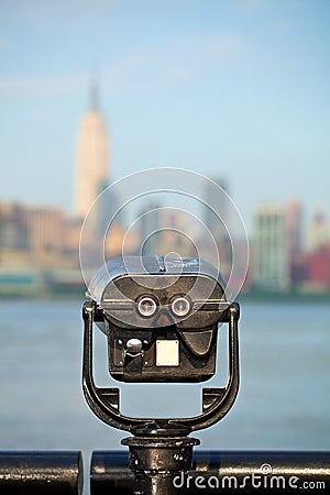 Observation deck with binoculars, view of New York city Stock Photo