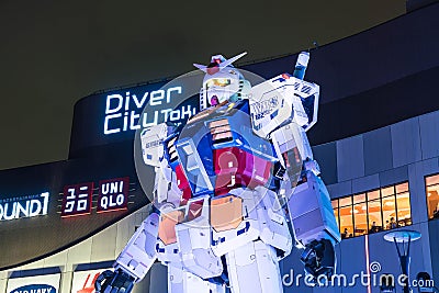 ODAIBA, JAPAN - NOVEMBER 16, 2016: statue of gundum in front of Editorial Stock Photo