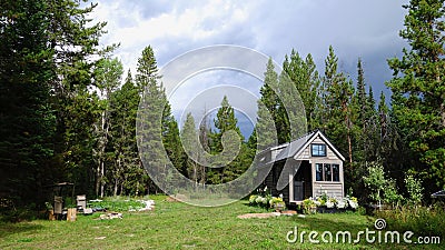 Off grid tiny house in the mountains Stock Photo