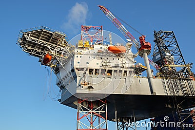 Offshore construction platform Stock Photo