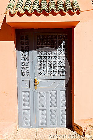 old door in ornate brown Stock Photo