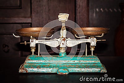 Old Golden weighing scale balance, Ancient old scale, Vintage old brass weight scale for people who like to collect the antique o Stock Photo