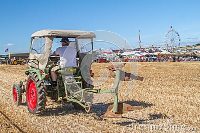 Old green fendt Tractor at show Editorial Stock Photo