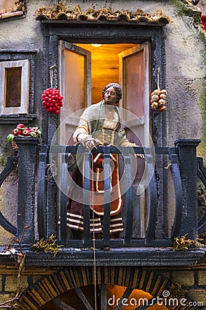 Old lady looking at the balcony, detail of a Neapolitan Presepe Stock Photo