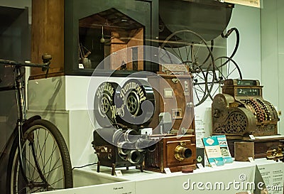 Old retro cameras displayed in showcase in London Science Museum Editorial Stock Photo