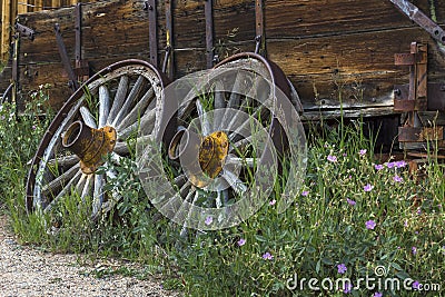 Old Rustic Wooden Wagon Wheels In Fairplay, Colorado Stock Photo