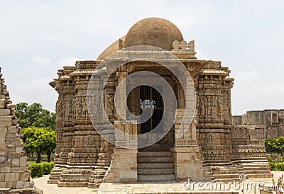 Old Shiv Temple in Chittorgarh Fort, Rajasthan Stock Photo