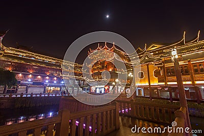 Old town Yuyuan district at night , Shanghai China Stock Photo