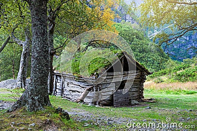 Old wooden house on the way to Briksdalsbreen, Norway Stock Photo